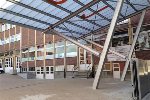 Aménagement cour de récréation couvert - Sportinfrabouw NV